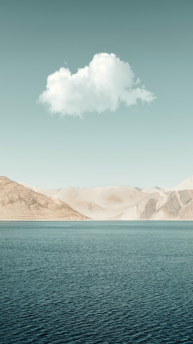 https://unsplash.com/photos/d11u-qXfsF8
